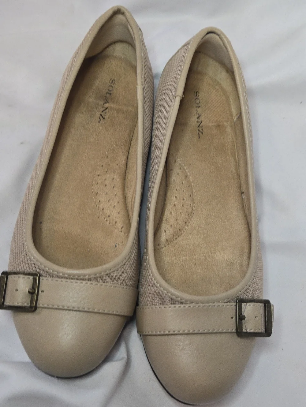 Solanz Charlotte Neutral Beige Ballet Flats with Buckle Women's 9.5 Wide